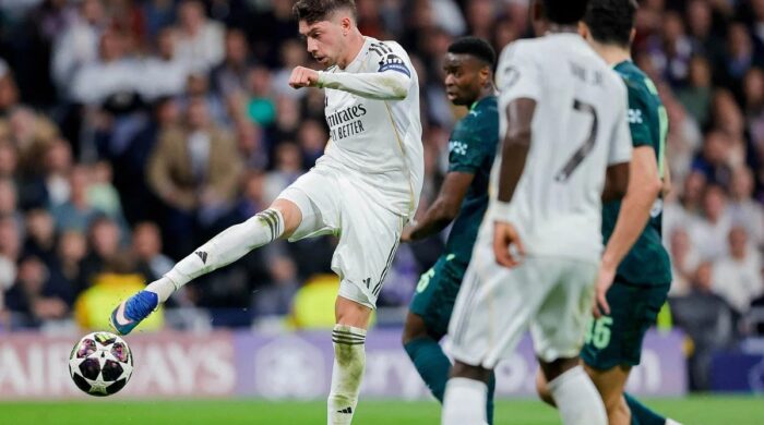 ভালভার্দ হ্যাটট্রিক রিয়াল জয়