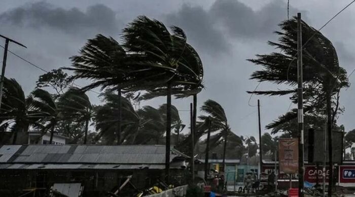 ঝড়ের আশঙ্কা