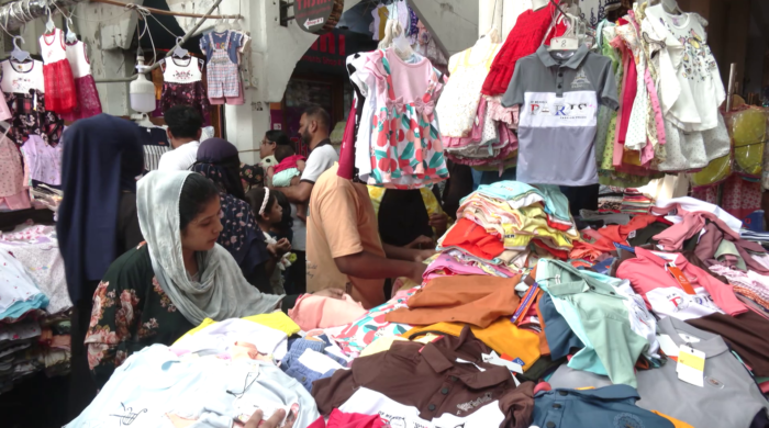 ঈদ কেনাকাটায় অর্থনীতি