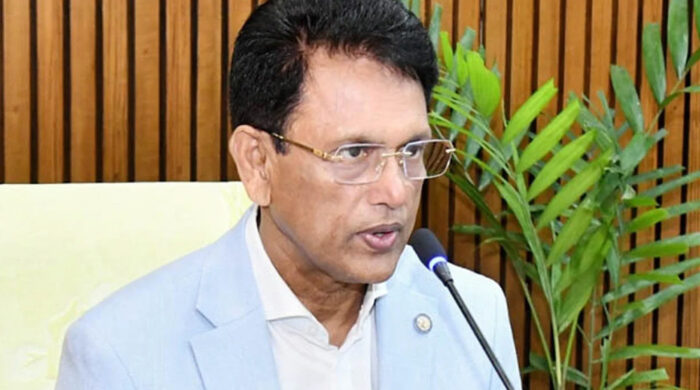 শিক্ষামন্ত্রী হুঁশিয়ারি: নকল করলে কঠোর ব্যবস্থা হবে