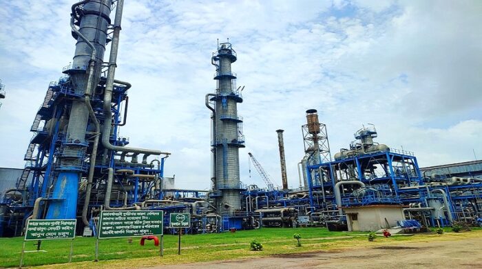 ২০০ কোটি টাকার জন্য বন্ধ হলো হাজার কোটি টাকার কারখানা