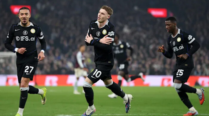 ভিলার মাঠে চেলসির চার গোল, জিতল আর্সেনালও