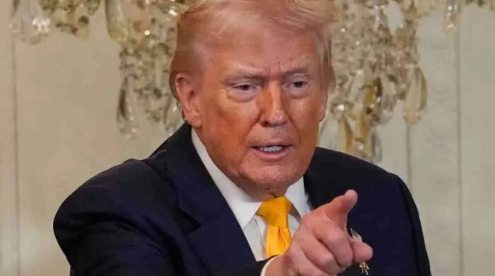 ইরানের পরবর্তী নেতা নিয়ে ট্রাম্পের হস্তক্ষেপের ইঙ্গিত