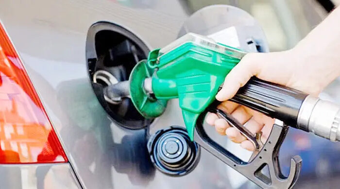 সংঘাতের কারণে বিশ্ববাজারে তেলের মূল্য বৃদ্ধি