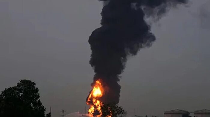 কুয়েত বিমানবন্দর ড্রোন হামলা আগুন