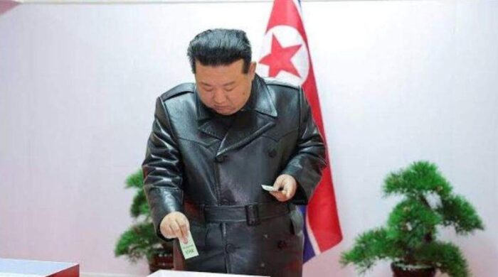 কিমের পার্টি জয়ী