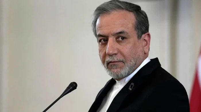 যুদ্ধ বন্ধে প্রস্তাব