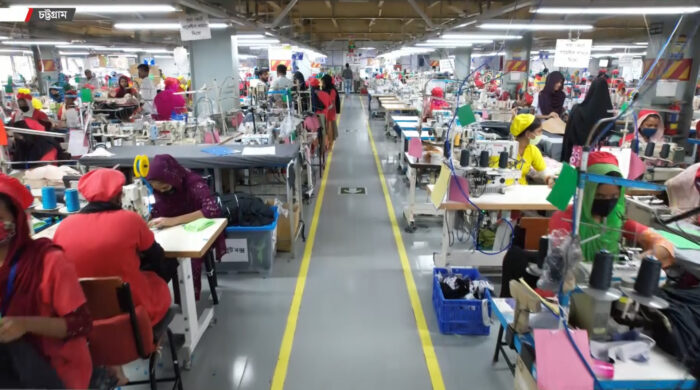 বকেয়া বেতন-বোনাসে শ্রমিকদের উদ্বেগ