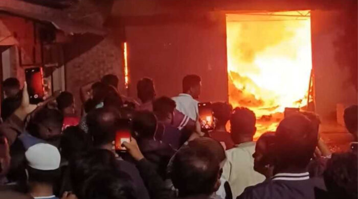 কাটাখালী রাজশাহী গুদামে অগ্নিকাণ্ড