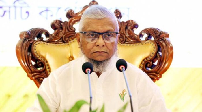 আরিফুল হক চৌধুরী।