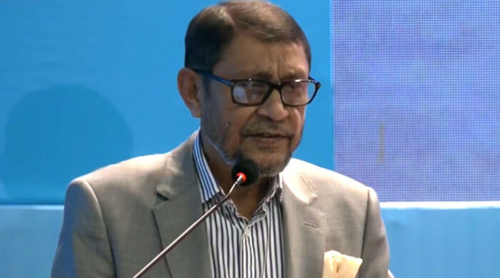 স্বাস্থ্যমন্ত্রী সরদার সাখাওয়াত হোসেন।