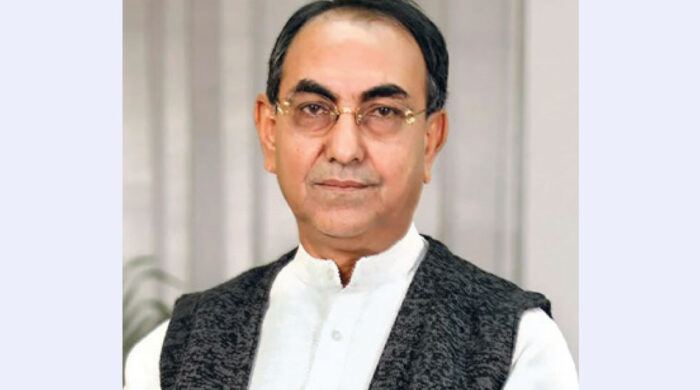 সিঙ্গাপুরে উন্নতির পথে মির্জা আব্বাস