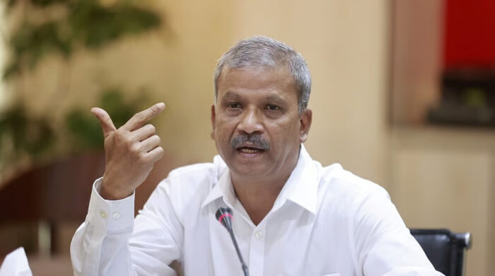 সাব-রেজিস্ট্রার বদলিতে দুর্নীতি, দুদকে আবেদন