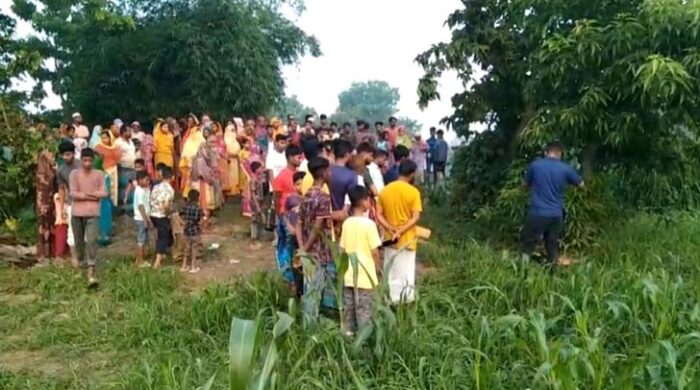ভুট্টাক্ষেতে গলা কাটা তরুণের লাশ উদ্ধার