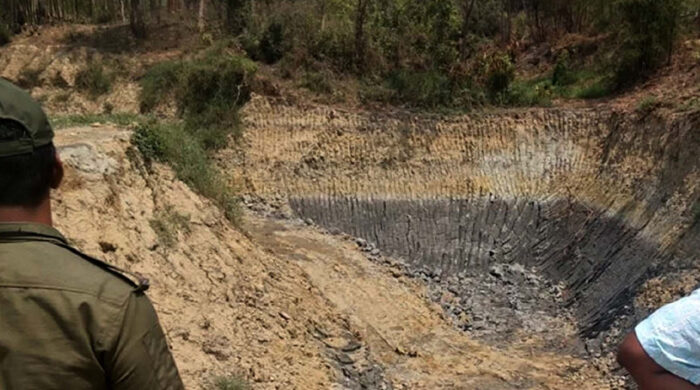 সদরপুরে ফসলি জমির মাটি কাটায় ১ লাখ টাকা জরিমানা