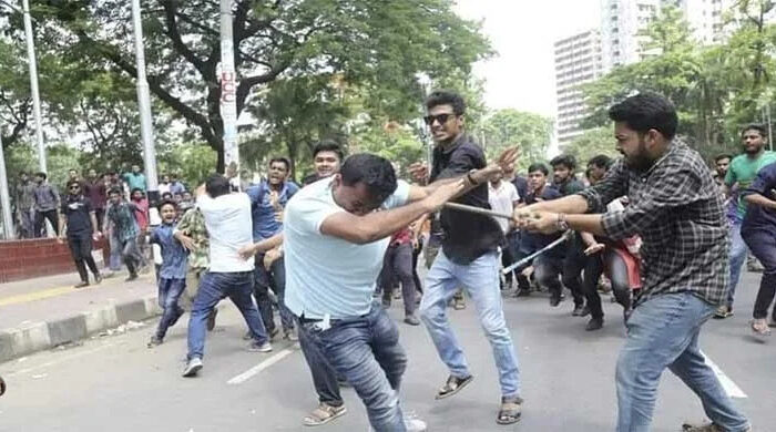 ঢাবিতে হামলা-সংঘর্ষে তদন্ত কমিটি, উত্তেজনা প্রশমনে আহ্বান