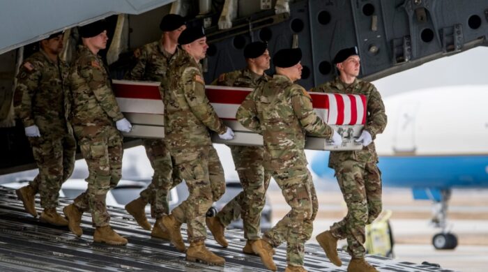 পেন্টাগন: ইরান যুদ্ধে ১৩ মার্কিন সৈন্য নিহত, ৩৬৫ আহত