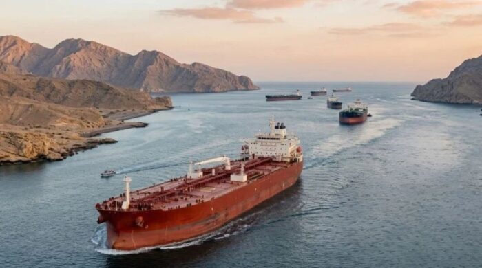 হরমুজ প্রণালি ইরানি ট্যাংকার