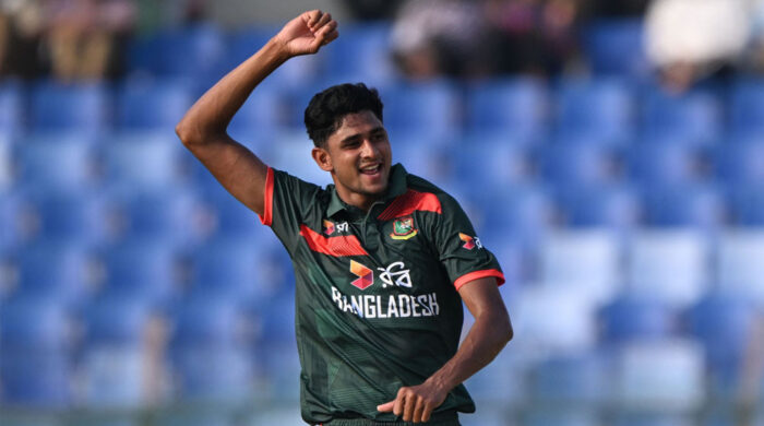 আইসিসির মাসসেরা ক্রিকেটারের দৌড়ে নাহিদ রানা