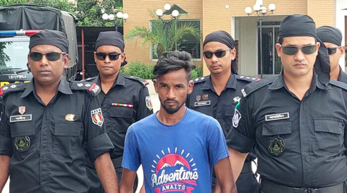 গোপালগঞ্জে গৃহবধূ ধর্ষণ মামলায় আসামি গ্রেফতার