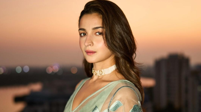 বলিউড অভিনেত্রী আলিয়া ভাট।