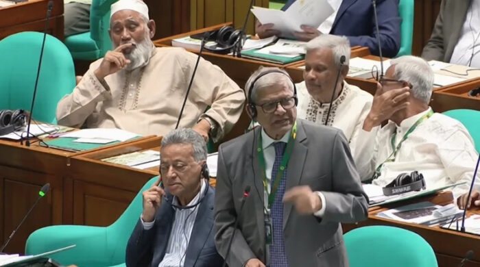 বিরোধী এমপিদের আসনে ২০ কোটি টাকা বরাদ্দ