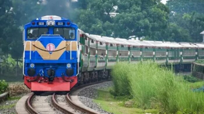 সব জেলাকে রেল নেটওয়ার্কে আনার মহাপরিকল্পনা