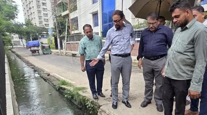 জলাবদ্ধতা কাটিয়ে স্বাভাবিক হচ্ছে চট্টগ্রাম, দাবি চসিক মেয়রের