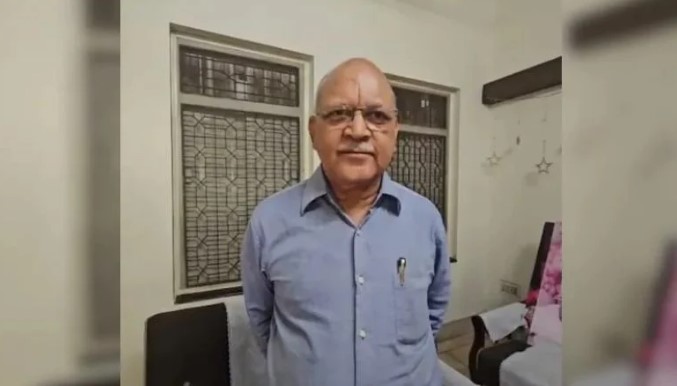হোয়াটসঅ্যাপে প্রতারণা, হারালেন প্রায় ২৮ কোটি টাকা