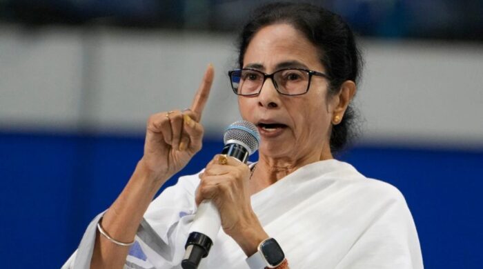 বিজেপির পতন না দেখা পর্যন্ত লড়াই চালিয়ে যাব: মমতা