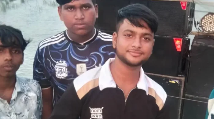 মির্জাপুরে নৌকা ভ্রমণে বিদ্যুৎস্পৃষ্টে দুই যুবকের মৃত্যু