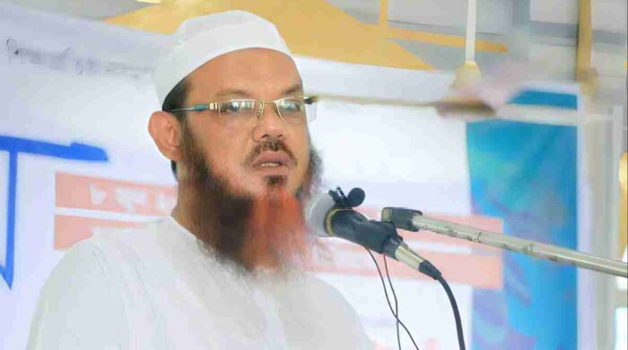 দেশের রাজনৈতিক পথ নিয়ে প্রশ্ন তুললেন ফয়জুল করিম