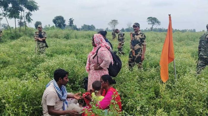 দুই সীমান্তে ১৫ জনকে পুশইনের চেষ্টা, বাধা দিল বিজিবি