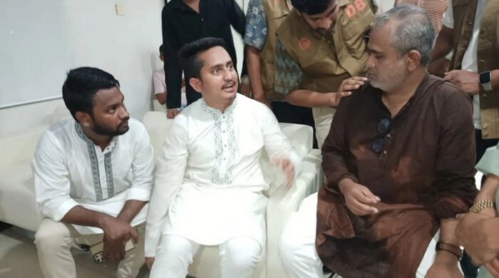 সারজিস-পাটওয়ারীর ওপর হামলা, স্বরাষ্ট্রমন্ত্রীর পদত্যাগ দাবি