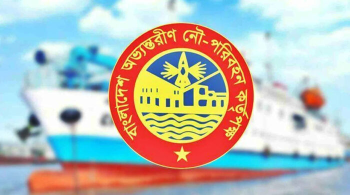 আশুলিয়া নৌপথে পাইলট ছাড়া নৌযান চলাচল নিষেধ