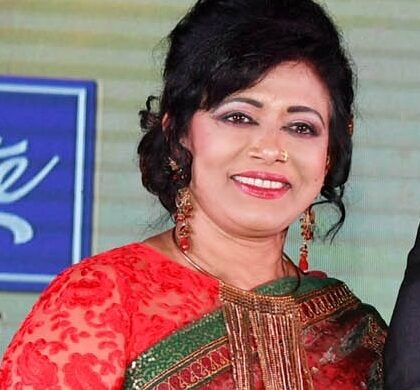 এফডিসিতে লাশ নিতে নিষেধ করলেন কিংবদন্তি রোজিনা