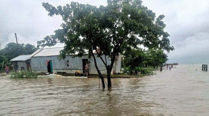 পাহাড়ি ঢলে বিশ্বম্ভরপুরে বাড়ছে নদ-নদীর পানি