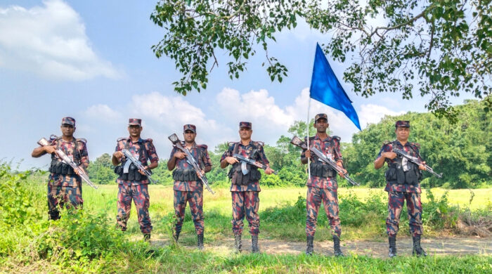 সীমান্তে পুশইনের অপচেষ্টা রুখে দিল বিজিবি