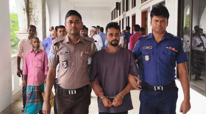 নোয়াখালীতে তিন শিক্ষার্থী হত্যা: তিনজনের ফাঁসি