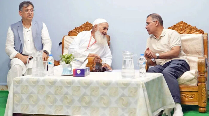 হেফাজতের সাথে তারেক রহমানের নতুন সমীকরণ: চট্টগ্রামে নতুন রাজনৈতিক মেরুকরণ