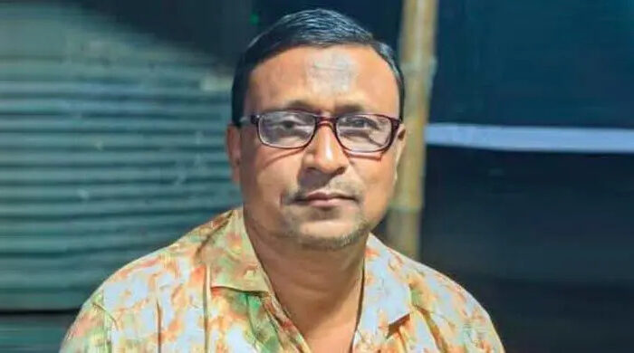ইমাম-মুয়াজ্জিনের তালিকায় নাম তোলার নামে চাঁদাবাজি, বিএনপি নেতা অব্যাহতি
