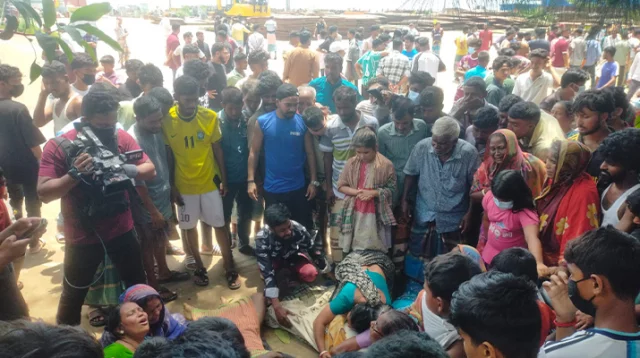 সীতাকুণ্ডে শিপইয়ার্ডে বিষাক্ত গ্যাসে ৭ জনের মৃত্যু