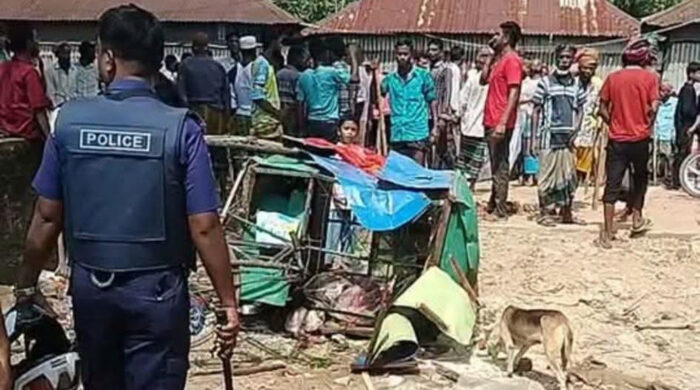 কবরস্থানের জমি নিয়ে বিরোধে নেত্রকোনায় সংঘর্ষ, আহত ৫৬