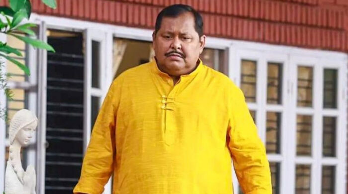 নেপালের বন্যায় আটকা অভিনেতা খরাজ মুখোপাধ্যায়