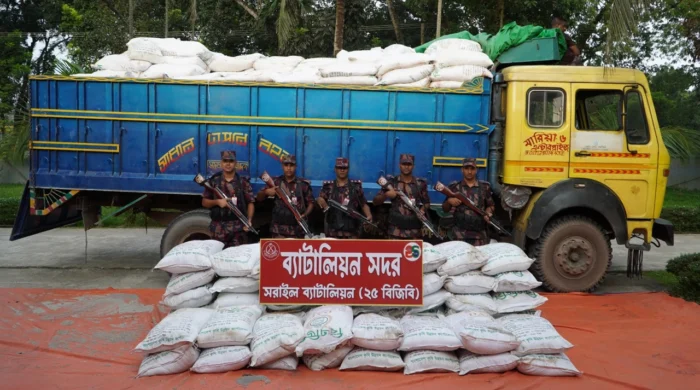 ভারতে পাচারের আগে ব্রাহ্মণবাড়িয়ায় ২৪ টন সার জব্দ