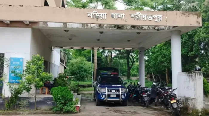 কবরস্থানের জমি নিয়ে বিরোধে প্রাণ গেল আনোয়ারের
