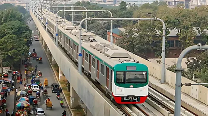 মেট্রোরেল ব্যয়ে প্রতিযোগিতা ও জবাবদিহির দাবি