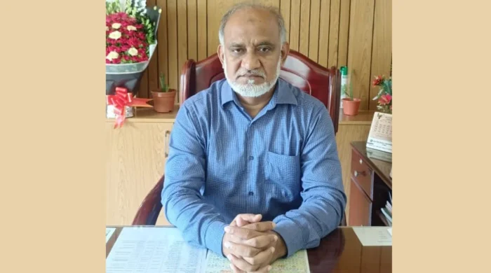 ‘সারের সংকট নেই’ বলা কুড়িগ্রামের কৃষি কর্মকর্তা বদলি
