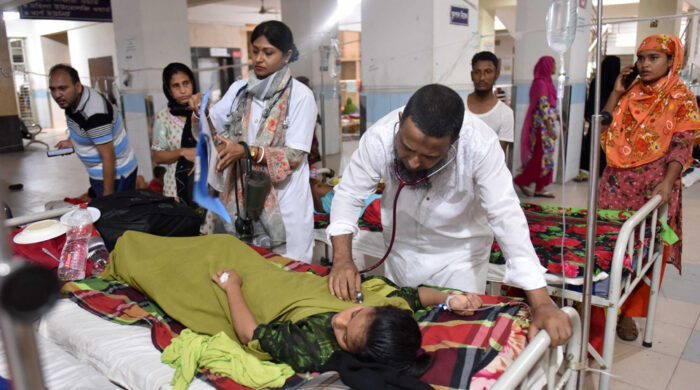 ডেঙ্গুতে এক দিনে ১৮৭২ রোগী হাসপাতালে