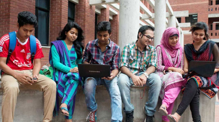 আবাসন সংকটে হলের বাইরে ৮০ শতাংশ শিক্ষার্থী